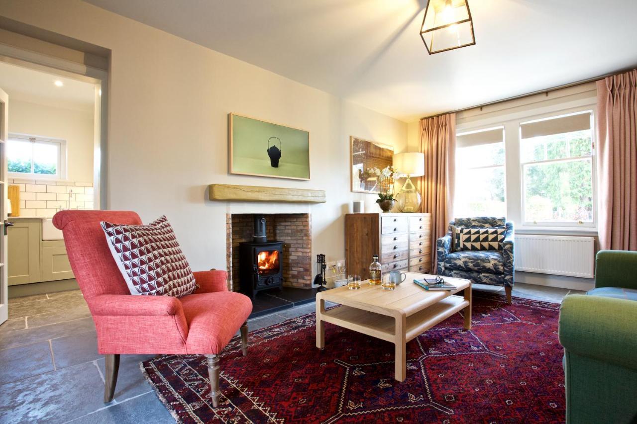 Ross Lodge Comrie Extérieur photo